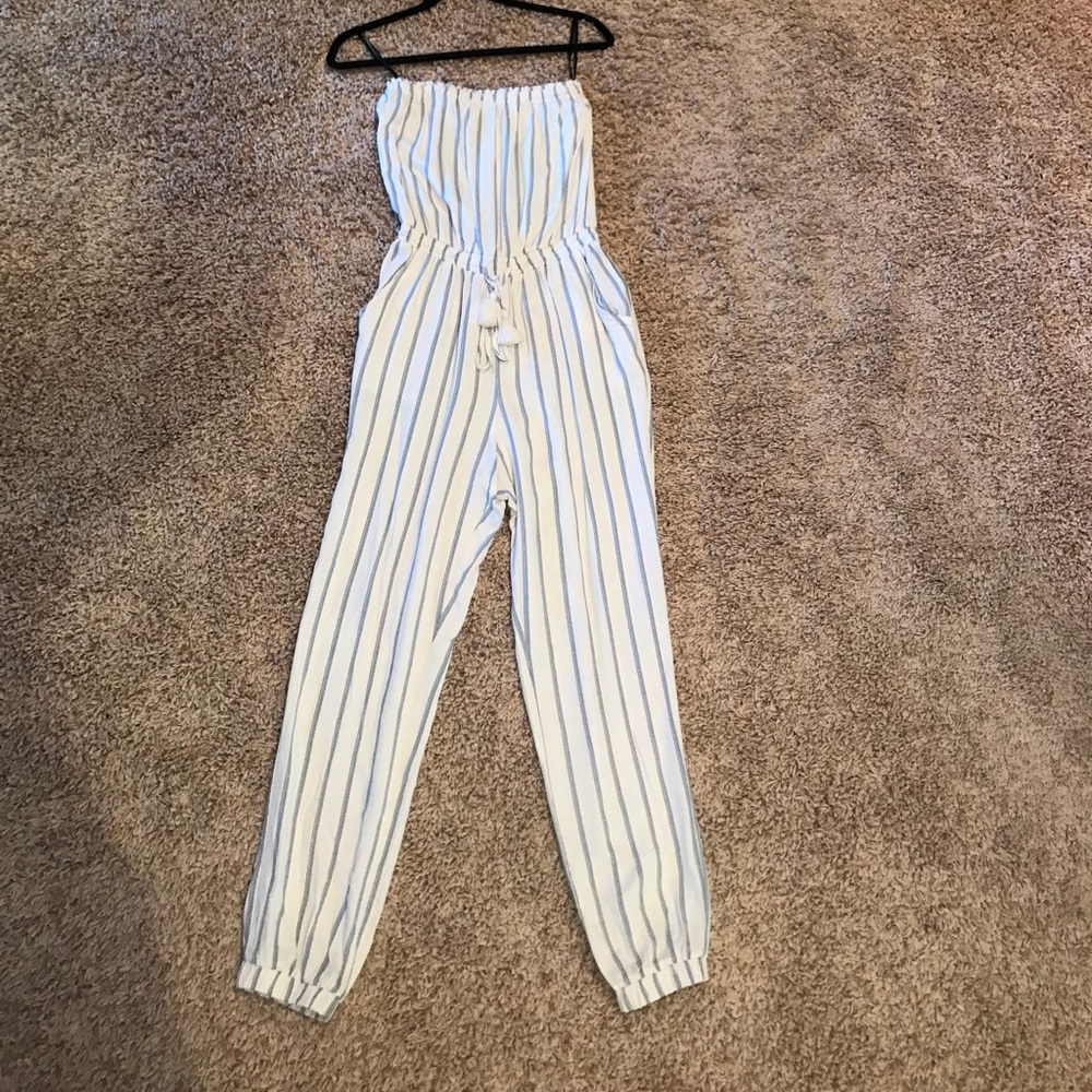 Brand new white/blue stripe jumper.